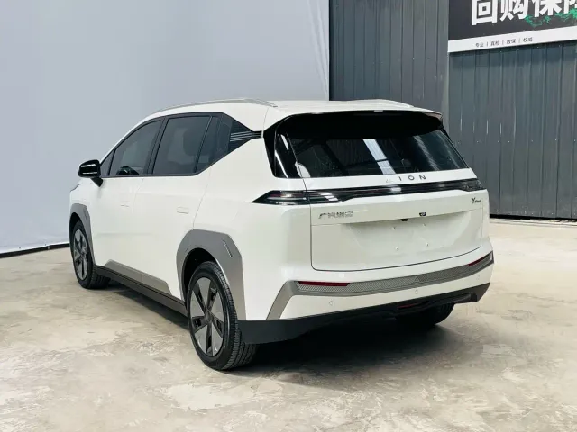 GAC Aion Y — Фото автомобиля 4