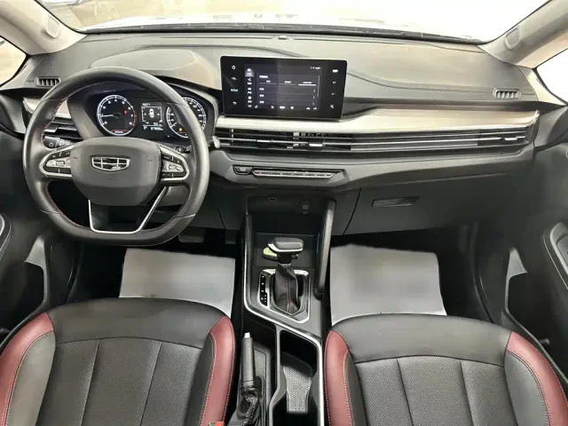 Geely Vision X3 — Фото автомобиля 11