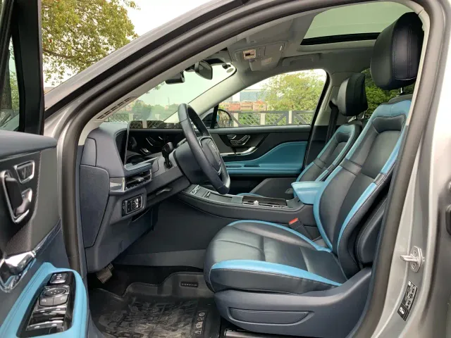 Lincoln Corsair — Фото автомобиля 14