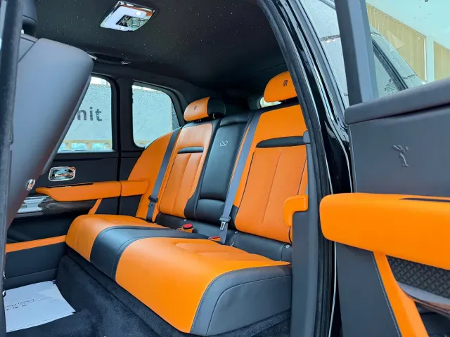 Rolls-Royce Cullinan — Фото автомобиля 8
