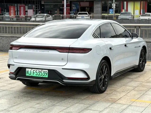 BYD Han — Фото автомобиля 8