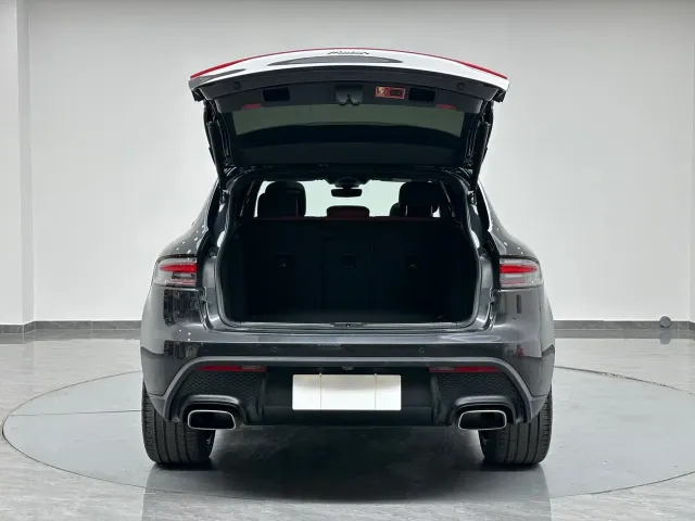 Porsche Macan — Фото автомобиля 29
