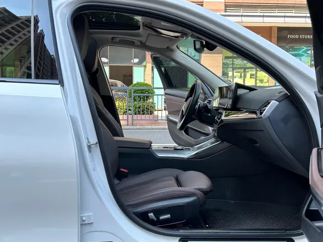 BMW 3 Series — Фото автомобиля 20