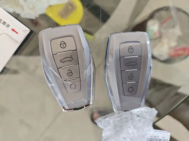 Geely Binyue — Фото автомобиля 8