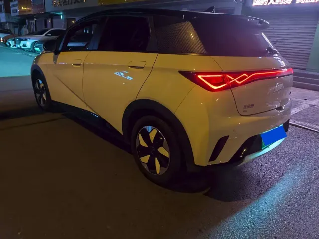 BYD Dolphin — Фото автомобиля 9