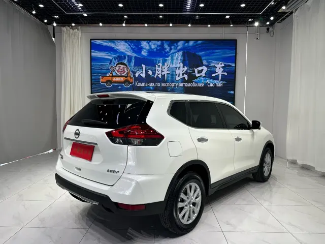 Nissan X-Trail — Фото автомобиля 4