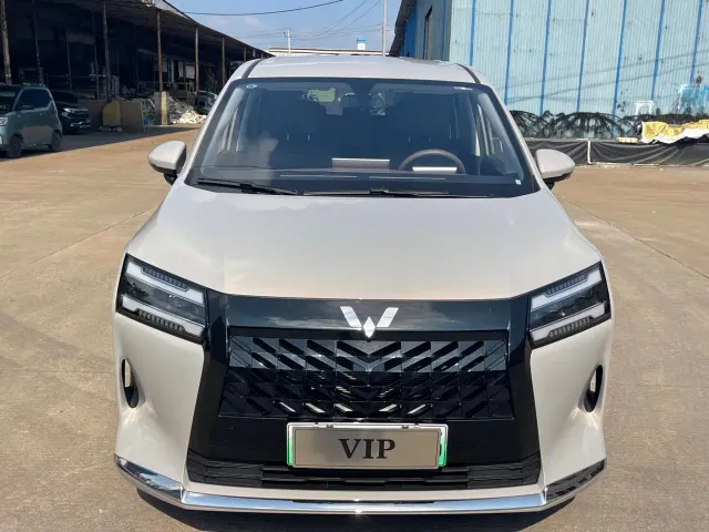 Wuling Starlight 730 — Фото автомобиля 2
