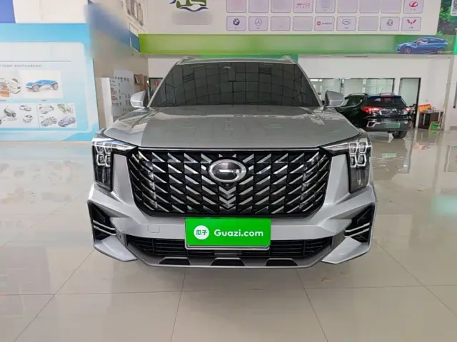 GAC Trumpchi GS8 — Фото автомобиля 2