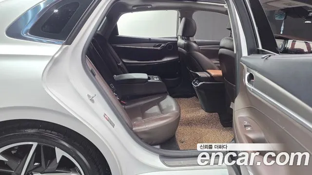Hyundai Grandeur Grandeur (New) — Фото автомобиля 17