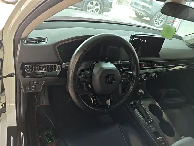 Honda Civic — Фото автомобиля 10