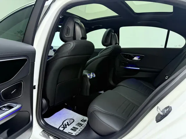 Mercedes-Benz C-Class — Фото автомобиля 8