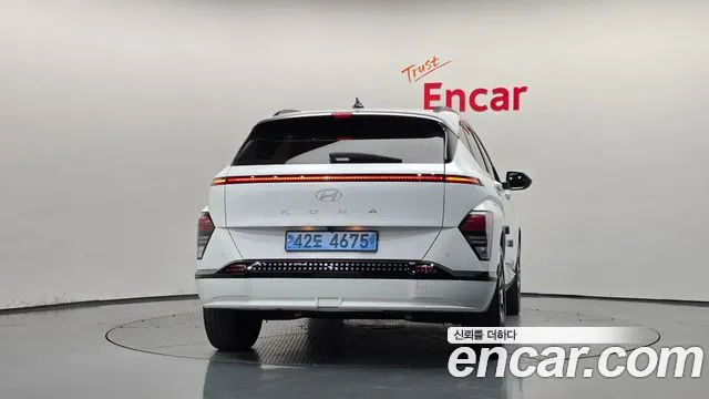 Hyundai Kona SX2 — Фото автомобиля 4