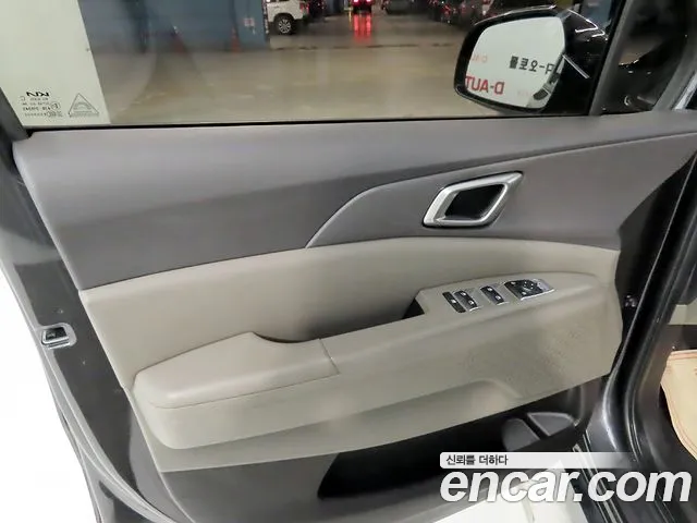 Kia Carnival 4th Gen — Фото автомобиля 15