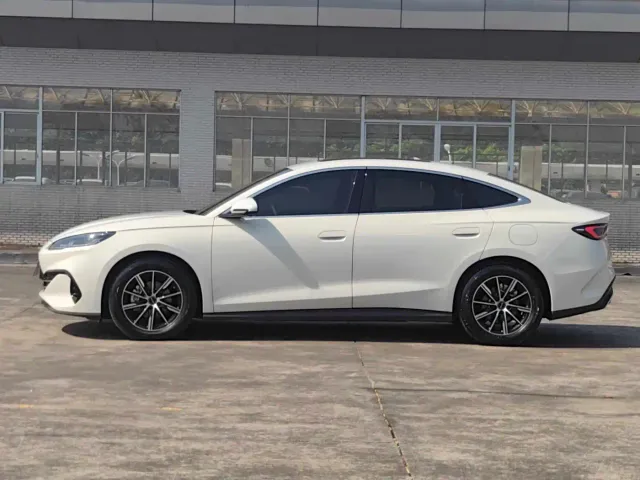 BYD Seal 06 — Фото автомобиля 9