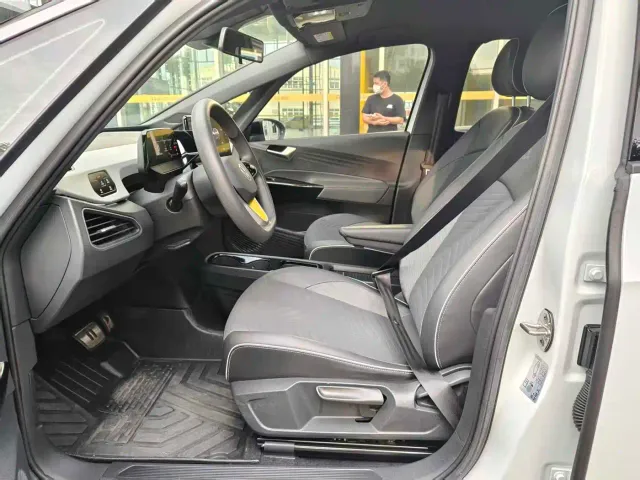 Volkswagen ID.3 — Фото автомобиля 4