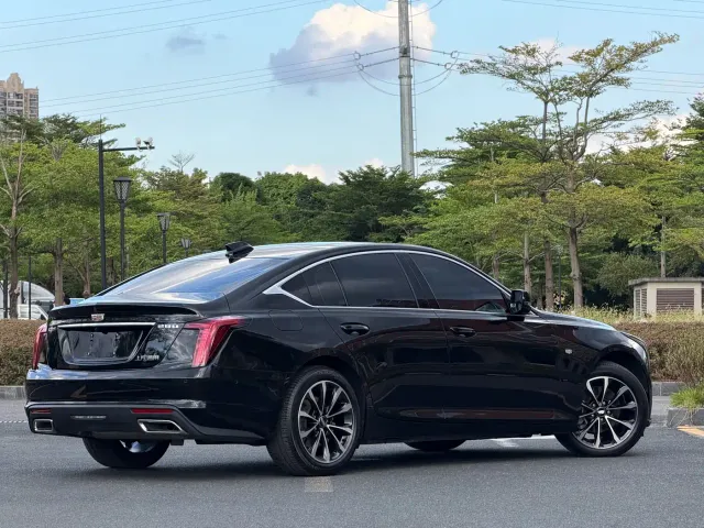 Cadillac CT5 — Фото автомобиля 4