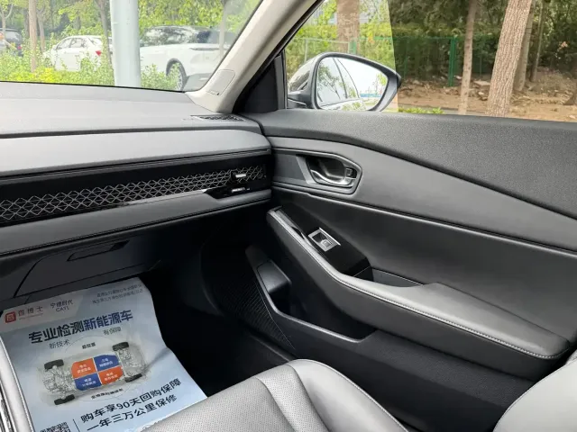 Honda Accord — Фото автомобиля 10