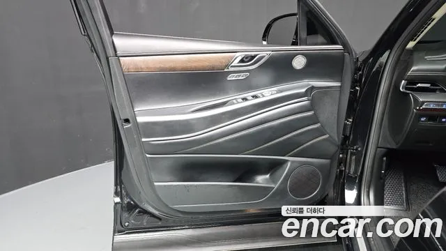 Genesis GV80 — Фото автомобиля 13