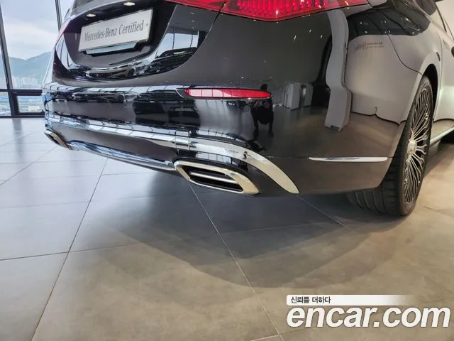 Mercedes-Benz S-Class — Фото автомобиля 11