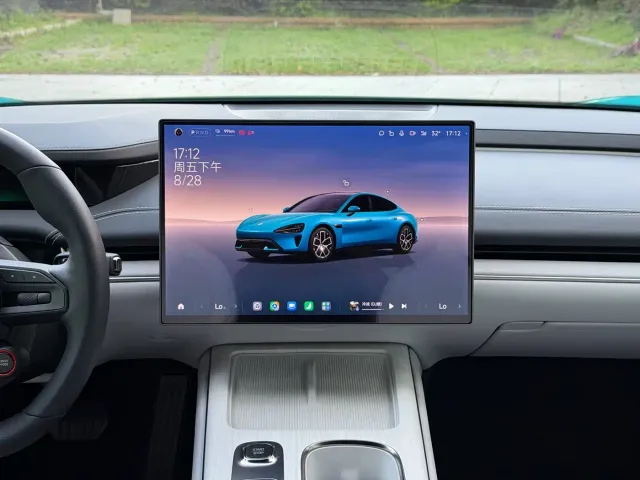 Xiaomi SU7 — Фото автомобиля 19