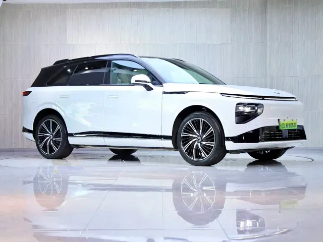 Xpeng G9 — Фото автомобиля 2