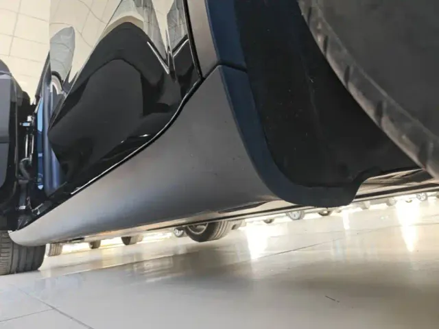 Tesla Model Y — Фото автомобиля 21