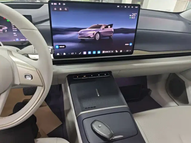 Buick Electra L7 — Фото автомобиля 8
