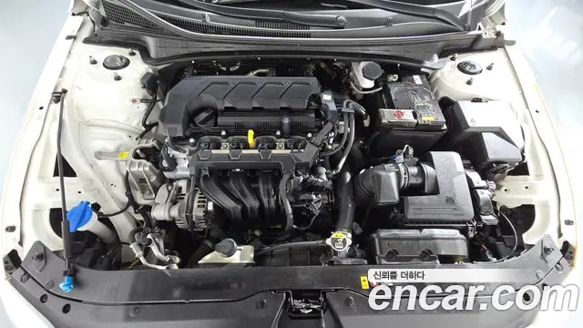 Hyundai AVANTE Новый Avante (CN7) — Фото автомобиля 6