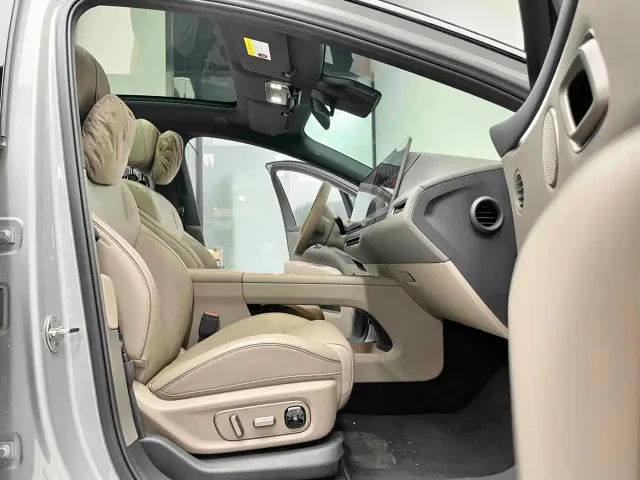 Li Auto i6 — Фото автомобиля 5