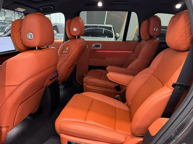 Li Auto L9 — Фото автомобиля 6