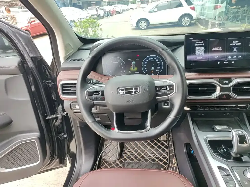 Geely Haoyue 2022 1.8TD Automatic Premium 7-Seater — Фото автомобиля 10