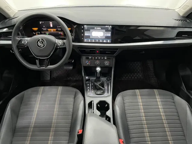 Volkswagen Lavida — Фото автомобиля 4