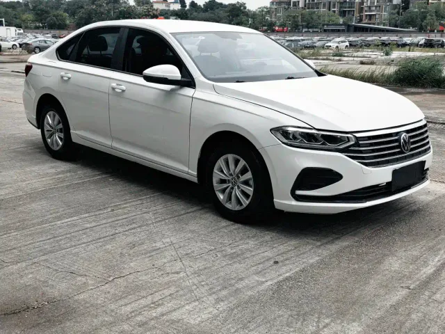 Volkswagen Lavida — Фото автомобиля 2