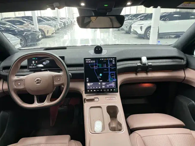 Nio EC6 — Фото автомобиля 12