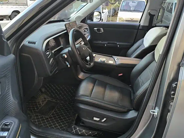 BAIC BJ30 — Фото автомобиля 9