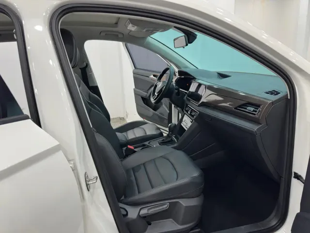 Volkswagen Tharu — Фото автомобиля 4