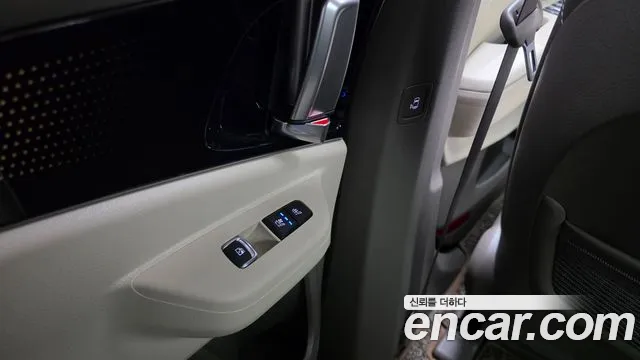 Kia Carnival — Фото автомобиля 30