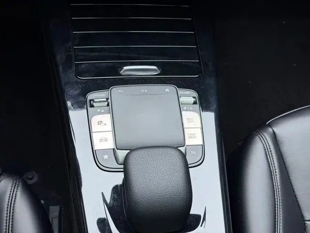 Mercedes-Benz A-Class — Фото автомобиля 14