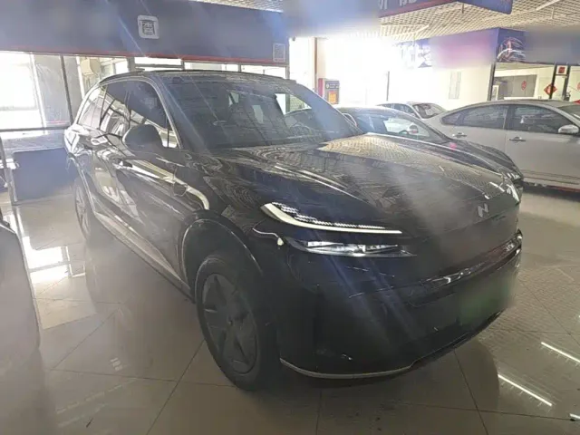 Onvo L90 — Фото автомобиля 3