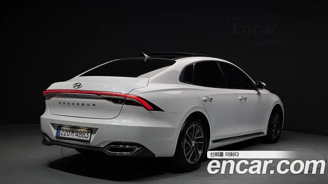 Hyundai Grandeur Новый Grandeur IG 3.0 LPi (Для проката) — Фото автомобиля 2