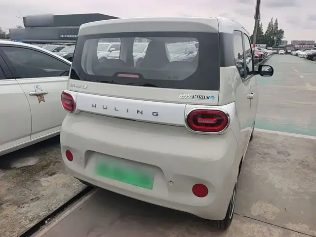 Wuling Hongguang Mini EV — Фото автомобиля 5