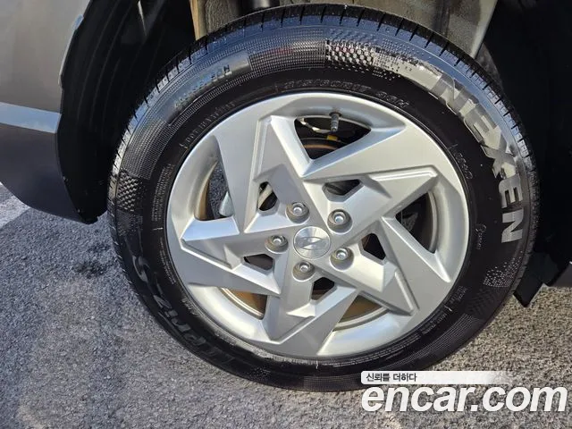 Hyundai Kona Kona (SX2) Бензин 1.6 турбо 2WD — Фото автомобиля 5