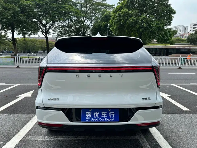 Geely Boyue L — Фото автомобиля 5
