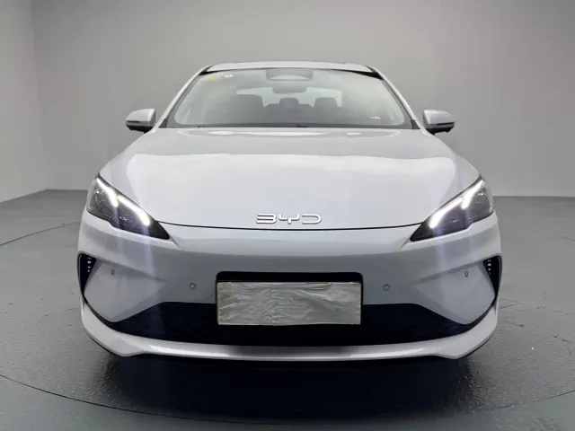 BYD Seal 05 DM-i — Фото автомобиля 3