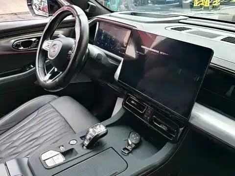 GAC Trumpchi GS8 — Фото автомобиля 7
