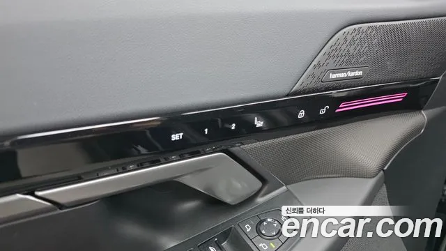 BMW 5 Series G60 — Фото автомобиля 27