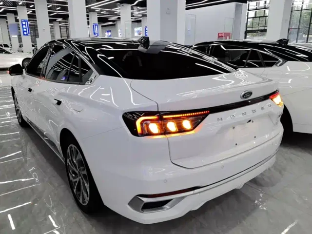 Ford Mondeo — Фото автомобиля 4