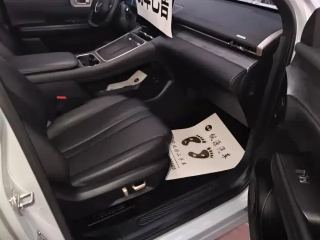 Wuling Starlight S — Фото автомобиля 8