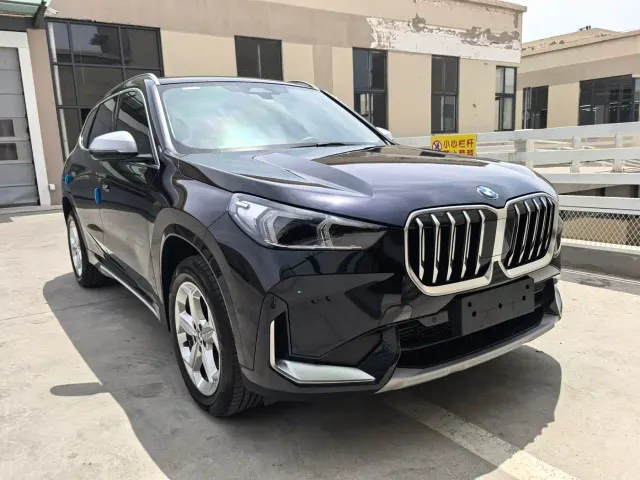 BMW X1 — Фото автомобиля 3