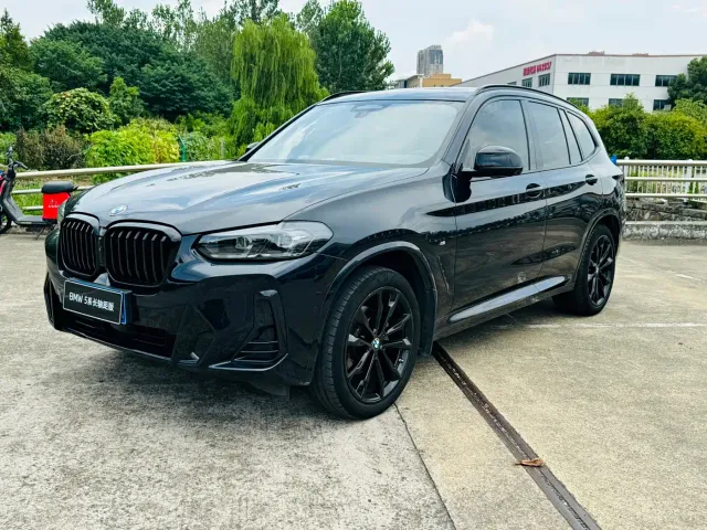 Фотография автомобиля — BMW X3